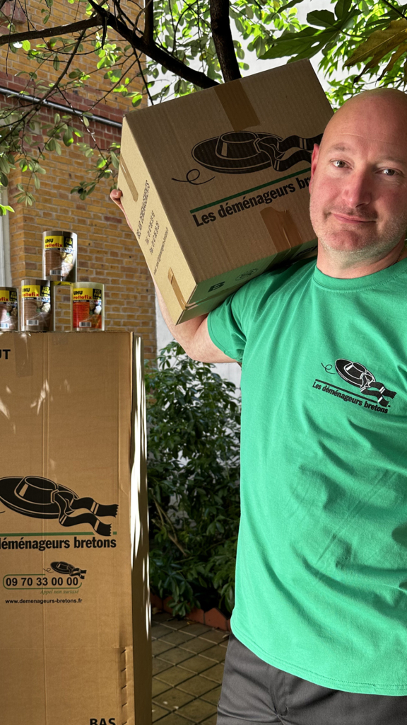 UHU X DEMENAGEURS BRETONS ACTIVAION ROLLAFIX-STORY-10