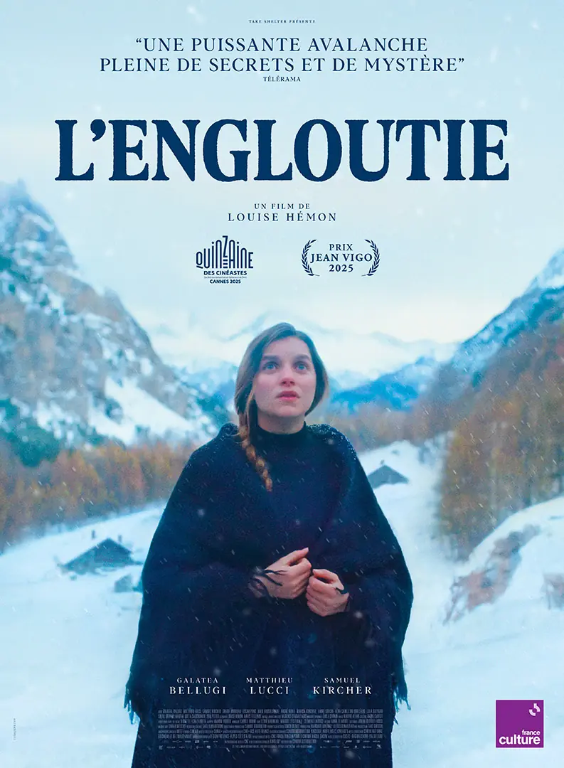 Affiche officielle française du film "L'Engloutie" créée par l'Agence lES ALIENS. Un film réalisé par Louise Hémon et distribué par CONDOR Entertainment en décembre 2025.Affiche 120x160.