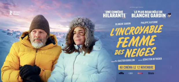 Déclinaison print de l'affiche du film "L'Incroyable Femme des Neiges", distribué par KMBO en novembre 2025. Format : presse, pour Télérama, 209x91mm. Création : Agence LES ALIENS.
